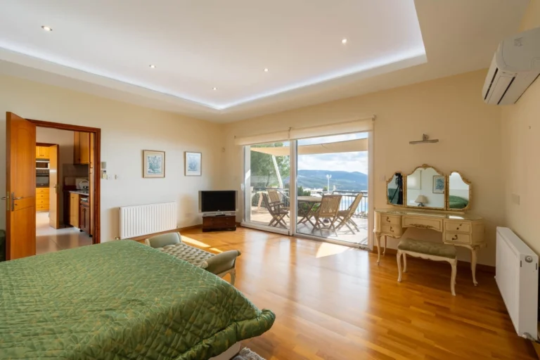 4 Bedroom House for Sale in Pegeia, Paphos District