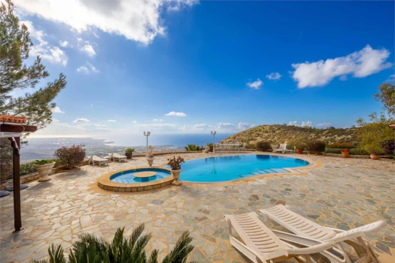 4 Bedroom House for Sale in Pegeia, Paphos District