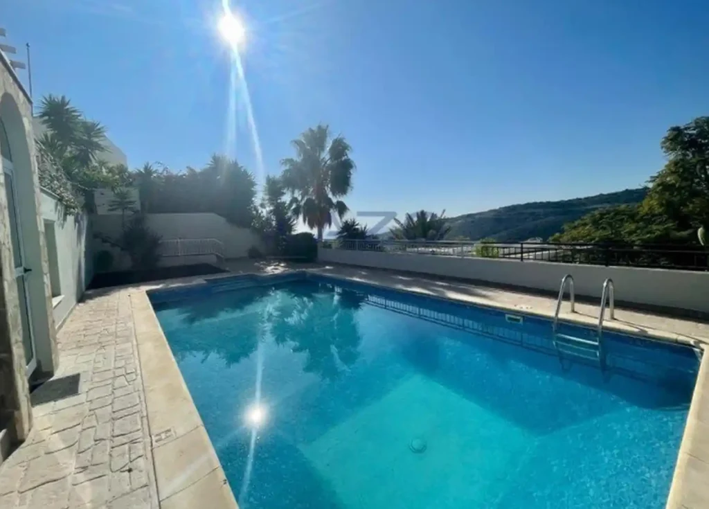 3 Bedroom House for Sale in Agios Tychonas, Limassol District