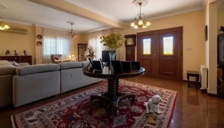 5 Bedroom House for Sale in Parekklisia, Limassol District