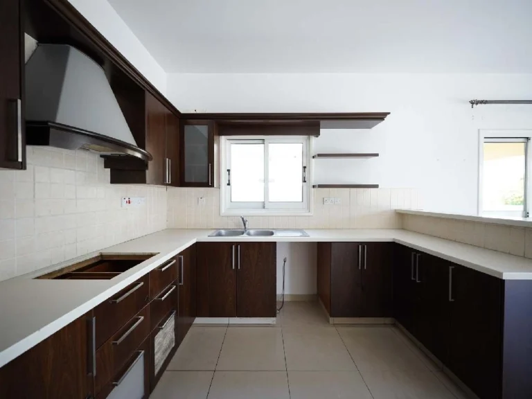 3 Bedroom House for Sale in Lakatamia, Nicosia District