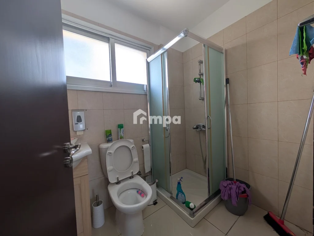 160m² Office for Rent in Strovolos, Nicosia District