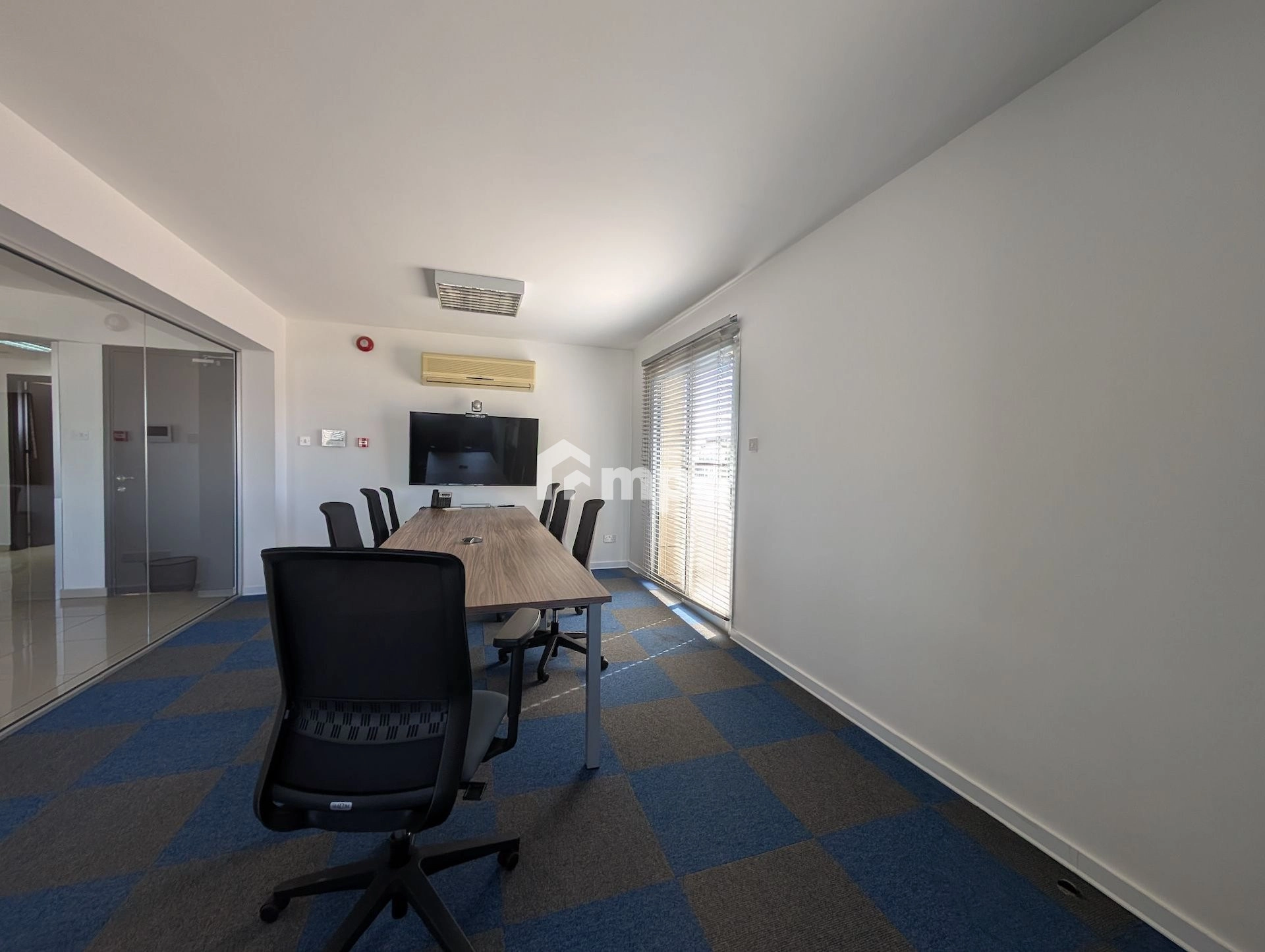 160m² Office for Rent in Strovolos, Nicosia District