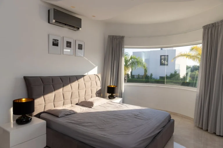 4 Bedroom House for Sale in Chlorakas, Paphos District