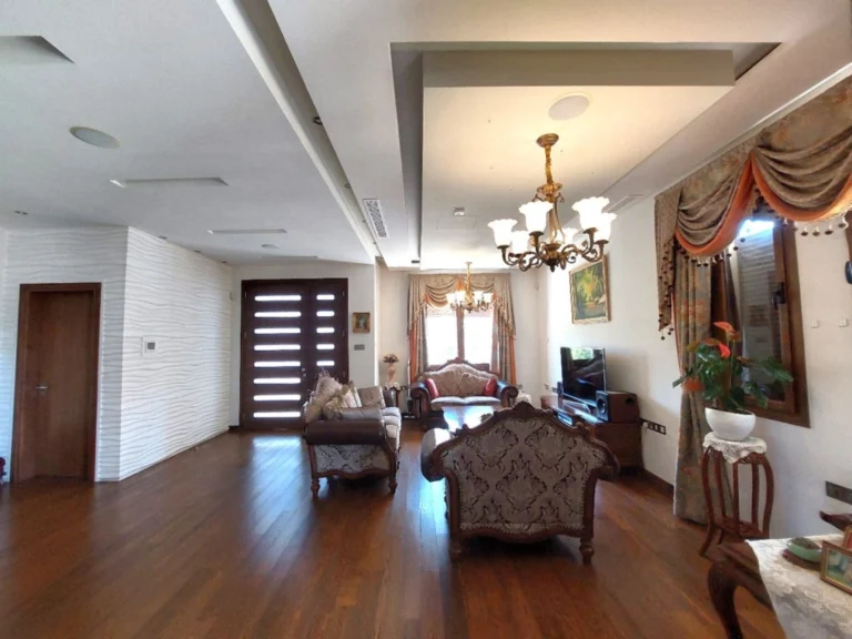 4 Bedroom House for Sale in Palodeia, Limassol District