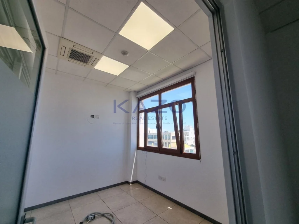 252m² Office for Rent in Limassol – Linopetra