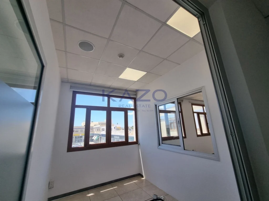 685m² Office for Rent in Limassol – Linopetra