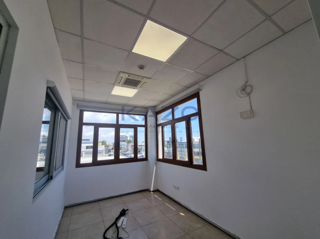 685m² Office for Rent in Limassol – Linopetra