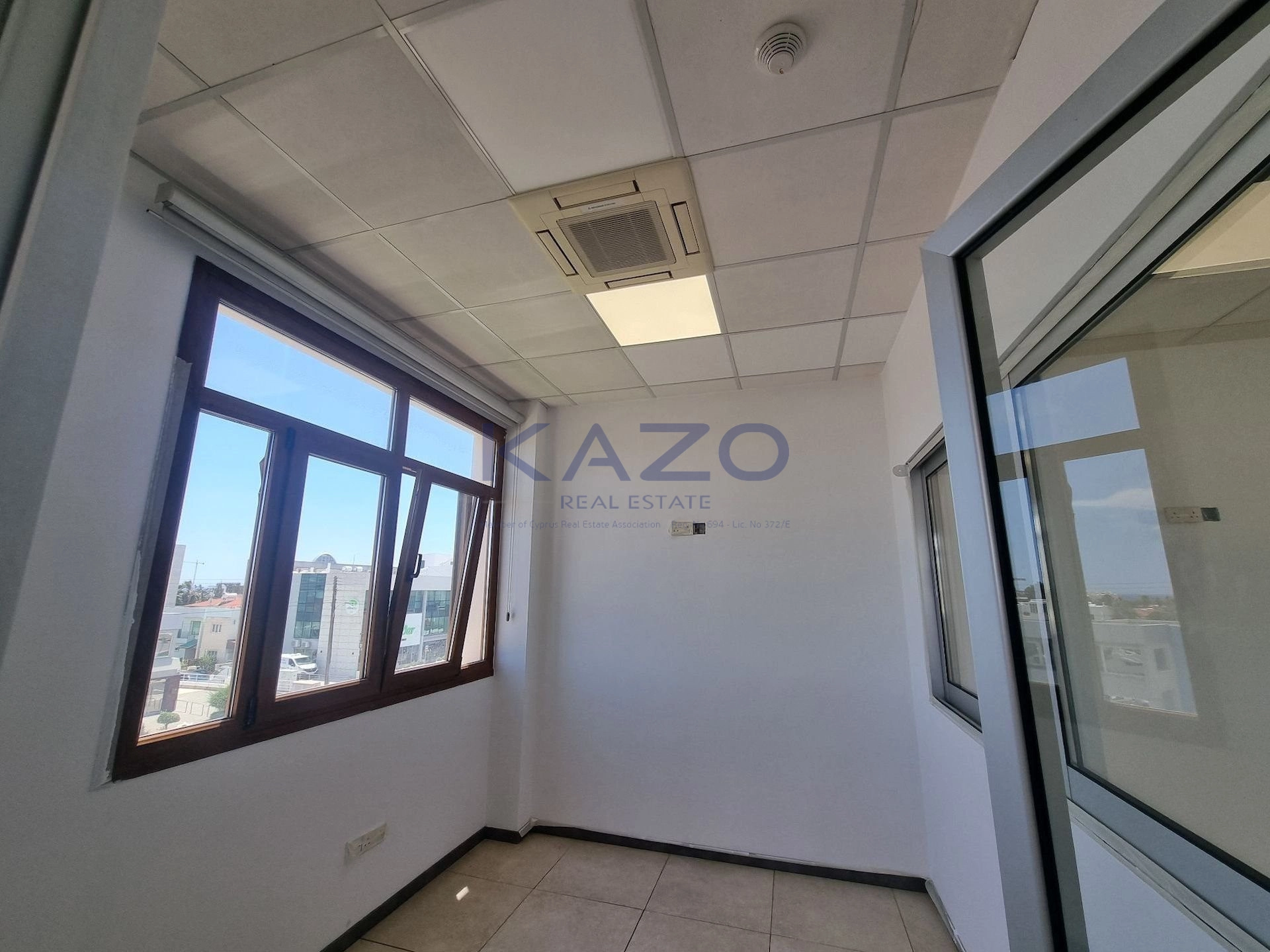 685m² Office for Rent in Limassol – Linopetra