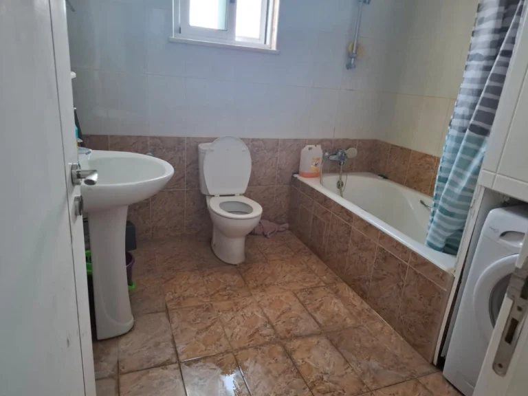 303m² Building for Sale in Paphos – Emba