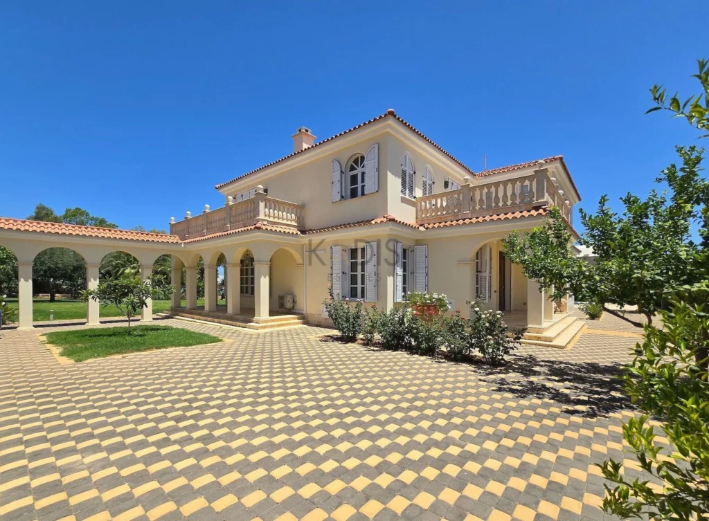 4 Bedroom House for Sale in Protaras, Famagusta District