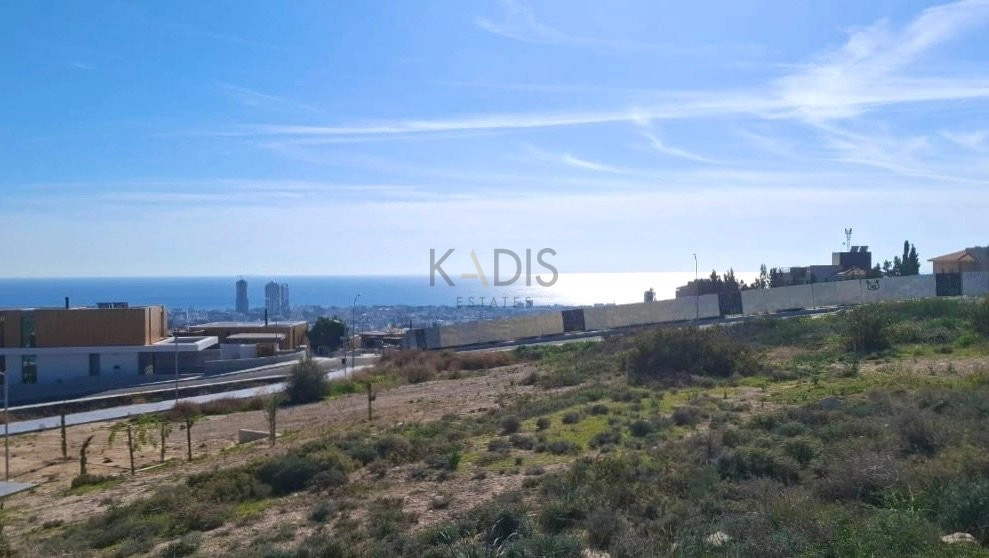 858m² Plot for Sale in Limassol District