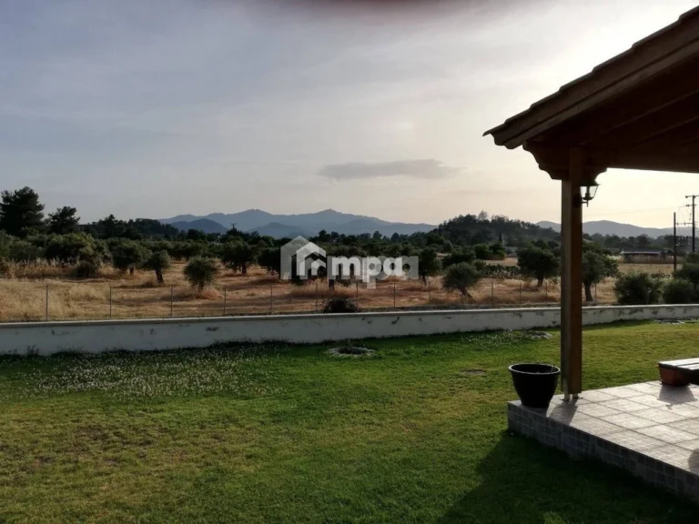 4 Bedroom House for Rent in Mathiatis, Nicosia District