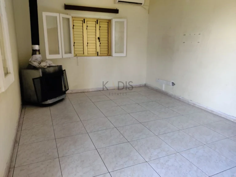 Cheap Houses and Villas for Sale Nicosia up to 200000 euro