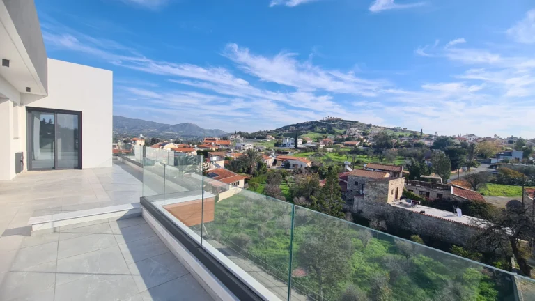3 Bedroom Apartment for Sale in Parekklisia, Limassol District