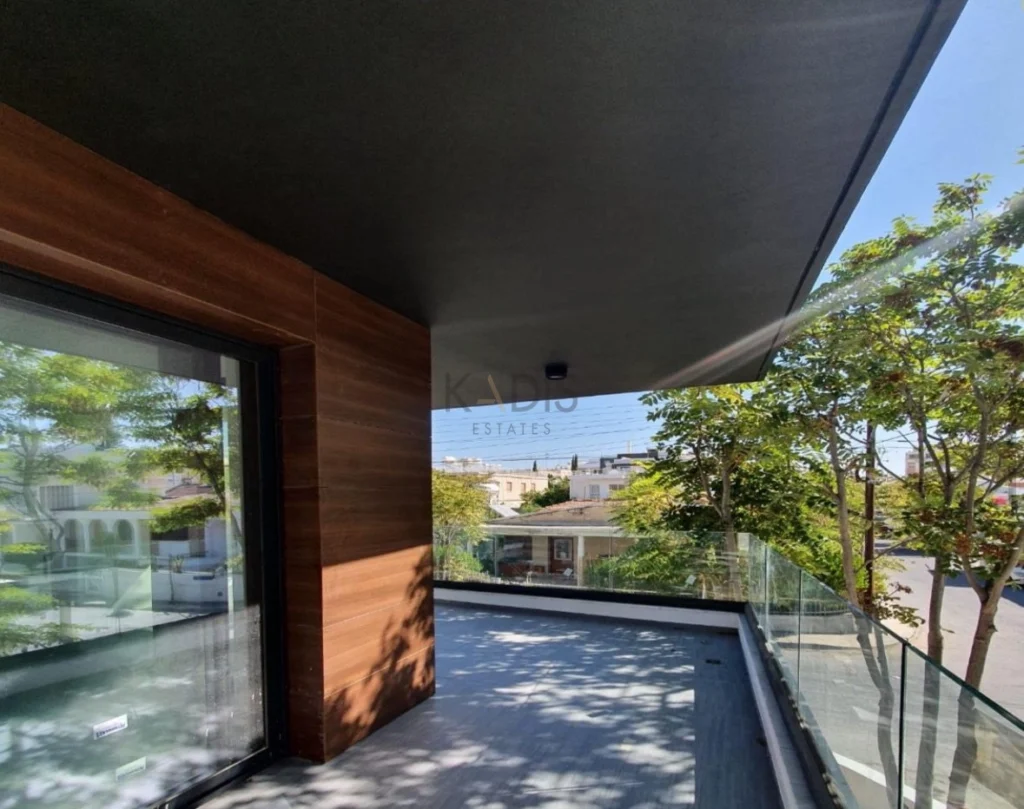 4 Bedroom Apartment for Sale in Limassol – Agios Nektarios