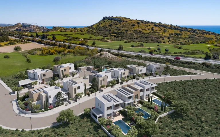 4 Bedroom House for Sale in Agios Tychonas, Limassol District