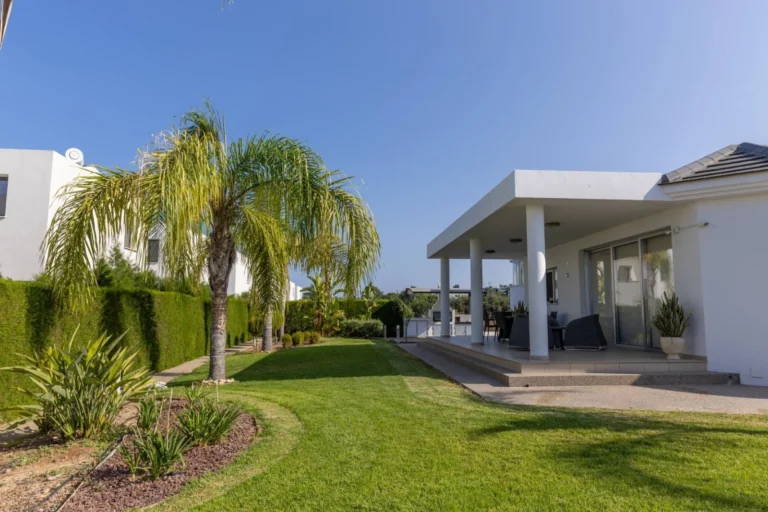 4 Bedroom House for Rent in Chlorakas, Paphos District
