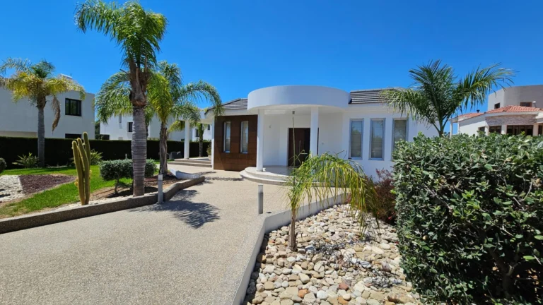 4 Bedroom House for Rent in Chlorakas, Paphos District