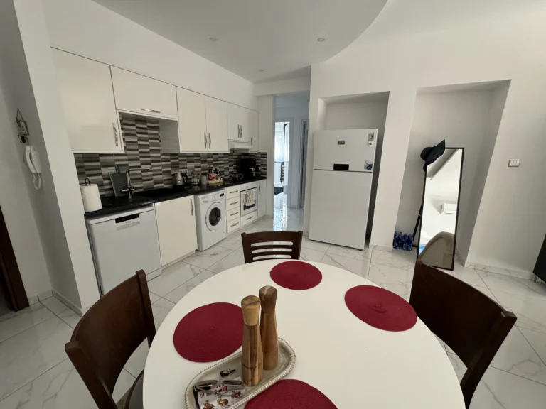 3 Bedroom Apartment for Sale in Tombs Of the Kings, Paphos District