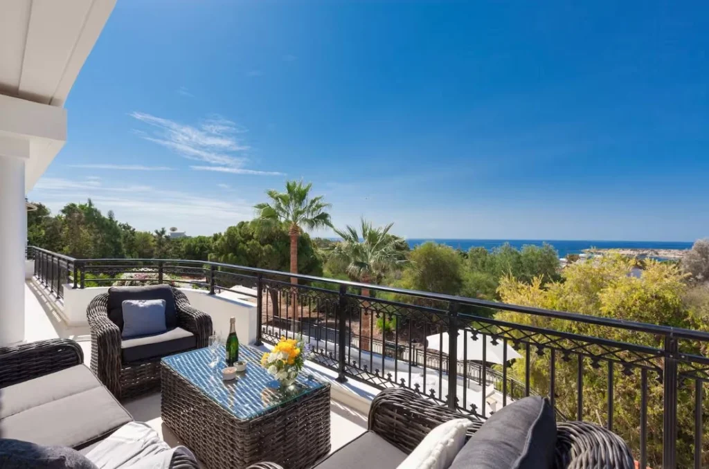 5 Bedroom House for Sale in Coral Bay, Paphos District
