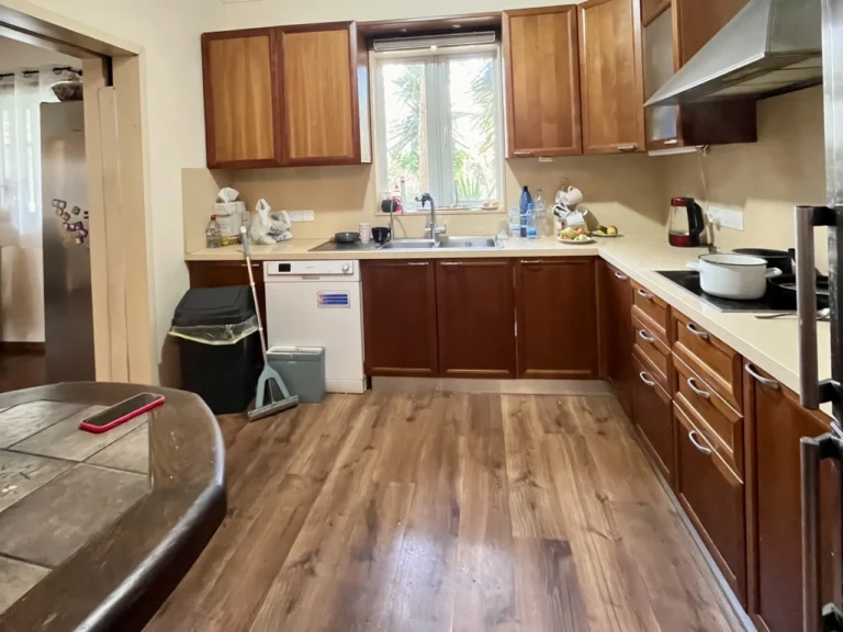 4 Bedroom House for Sale in Agios Dometios, Nicosia District