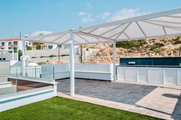 3 Bedroom House for Sale in Mouttagiaka, Limassol District
