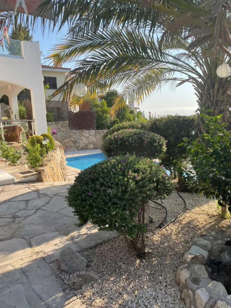 3 Bedroom House for Sale in Kamares, Paphos District