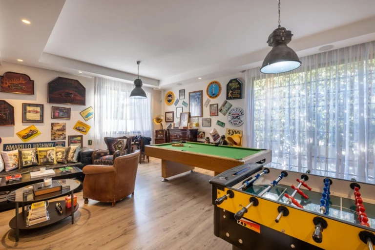 5 Bedroom House for Sale in Engomi, Nicosia District