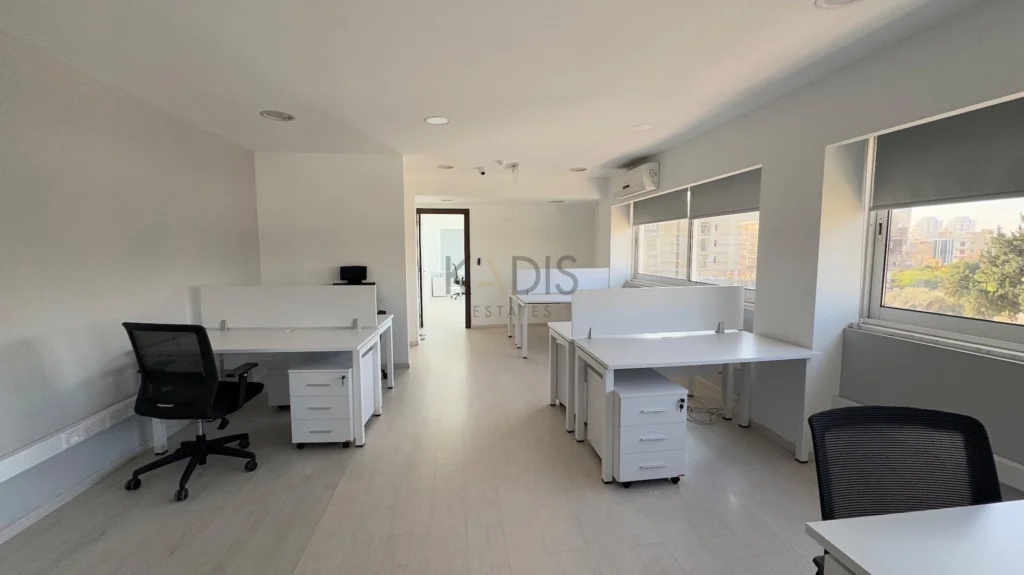 300m² Office for Rent in Limassol – Neapolis