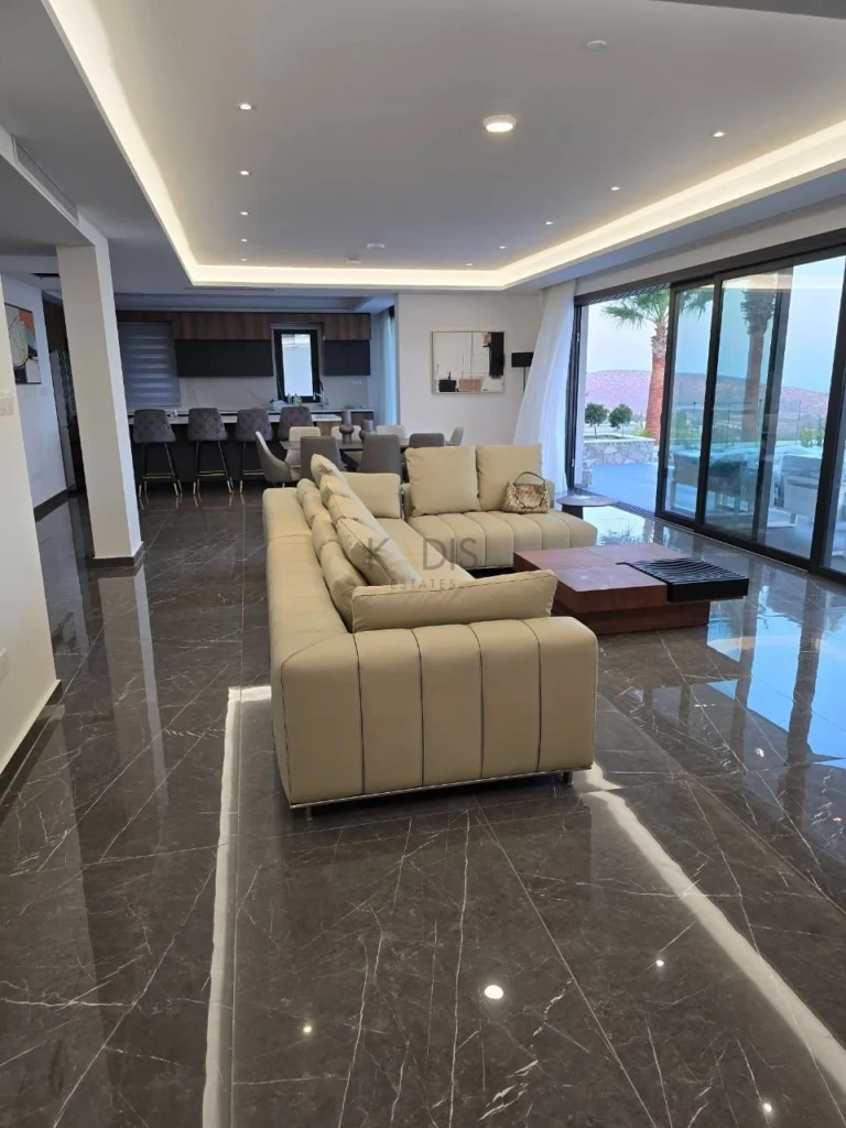 412m² House for Sale in Parekklisia, Limassol District