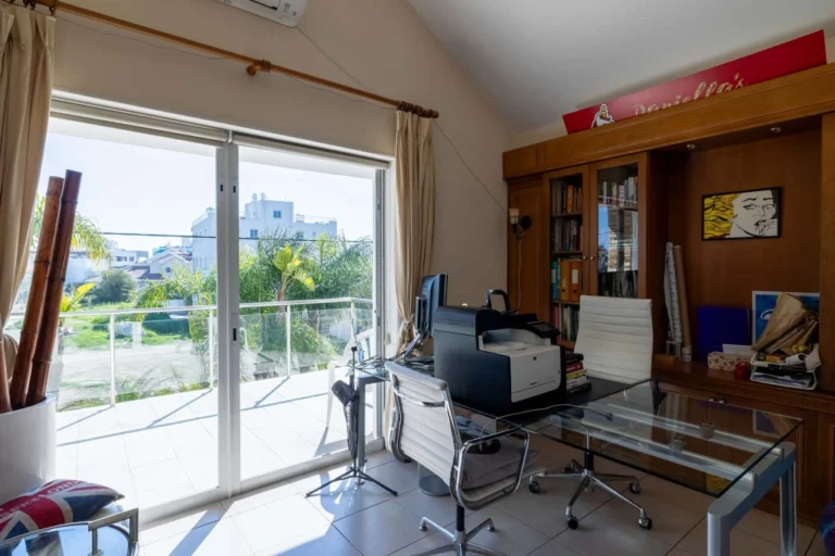 616m² House for Sale in Limassol – Kapsalos