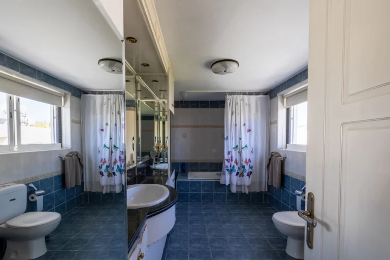 616m² House for Sale in Limassol – Kapsalos