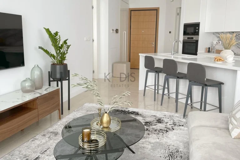 2 Bedroom Apartment for Rent in Potamos Germasogeias, Limassol District