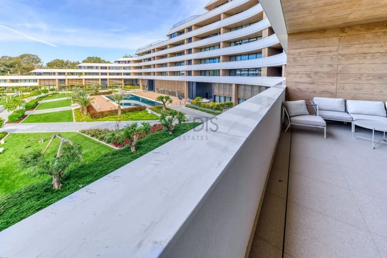 2 Bedroom Apartment for Rent in Potamos Germasogeias, Limassol District