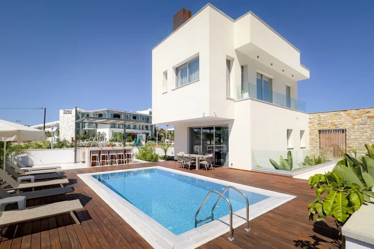 Cheap Houses and Villas for Sale Famagusta up to 1000000 euro