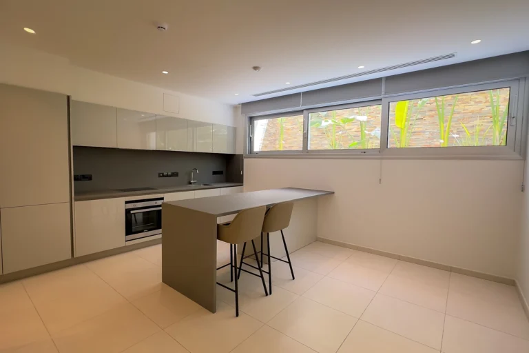 Cheap Houses and Villas for Sale Famagusta up to 1000000 euro