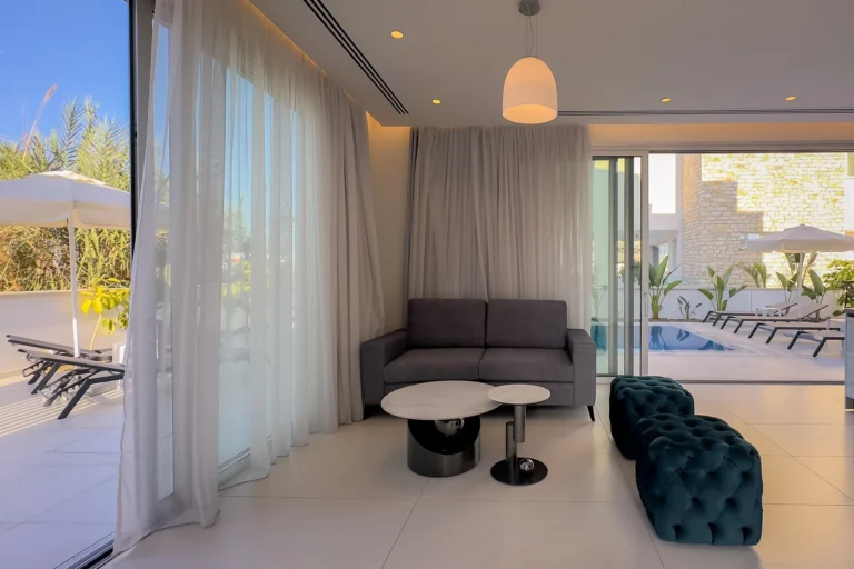 Cheap Houses and Villas for Sale Famagusta up to 1000000 euro