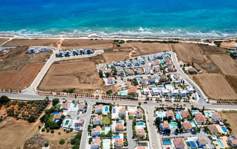 Cheap Houses and Villas for Sale Famagusta up to 500000 euro