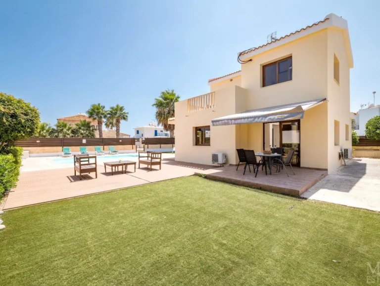 Cheap Houses and Villas for Sale Famagusta up to 500000 euro