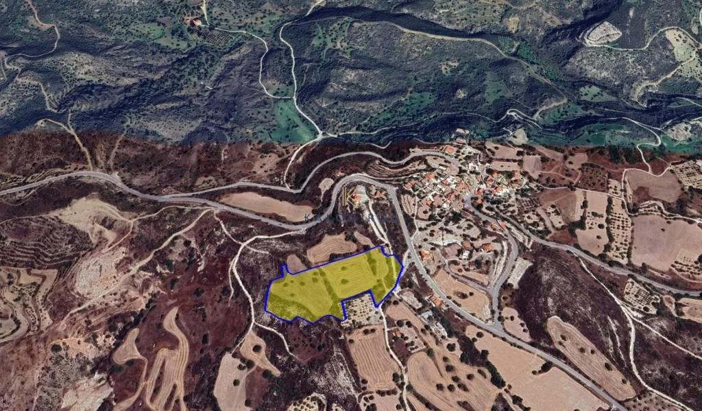 22,074m² Plot for Sale in Vavla, Larnaca District