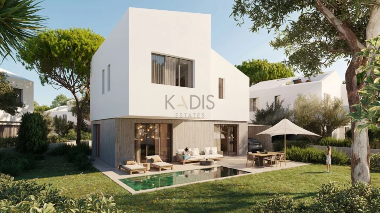 3 Bedroom House for Sale in Oroklini, Larnaca District