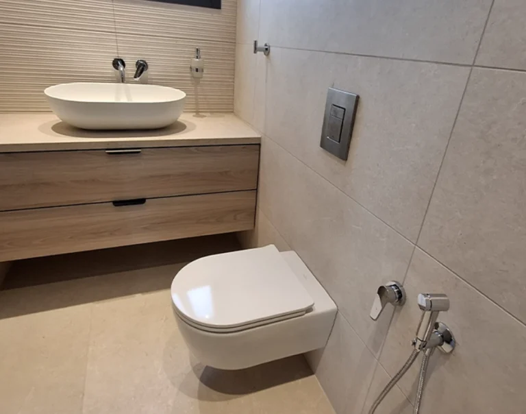 5 Bedroom House for Sale in Nicosia District
