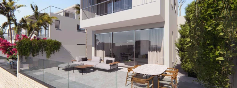 3 Bedroom House for Sale in Paphos – Agios Theodoros, Larnaca District