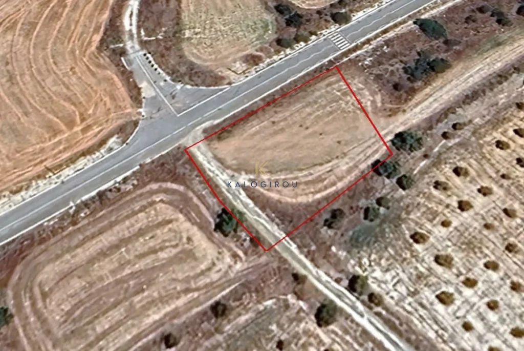 1,227m² Plot for Sale in Athienou, Larnaca District
