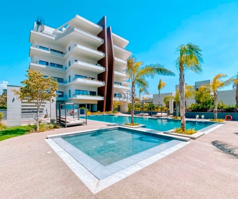 2 Bedroom Apartment for Sale in Potamos Germasogeias, Limassol District