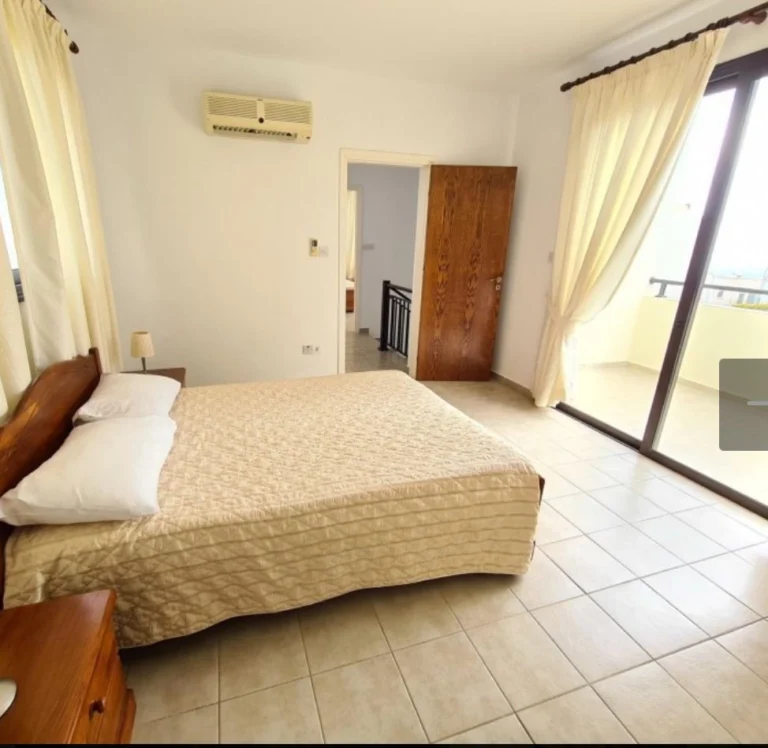 3 Bedroom House for Sale in Kissonerga, Paphos District