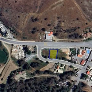 525m² Plot for Sale in Mosfiloti, Larnaca District