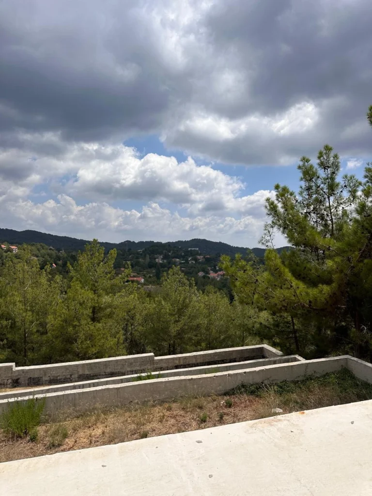 6+ Bedroom House for Sale in Limassol District