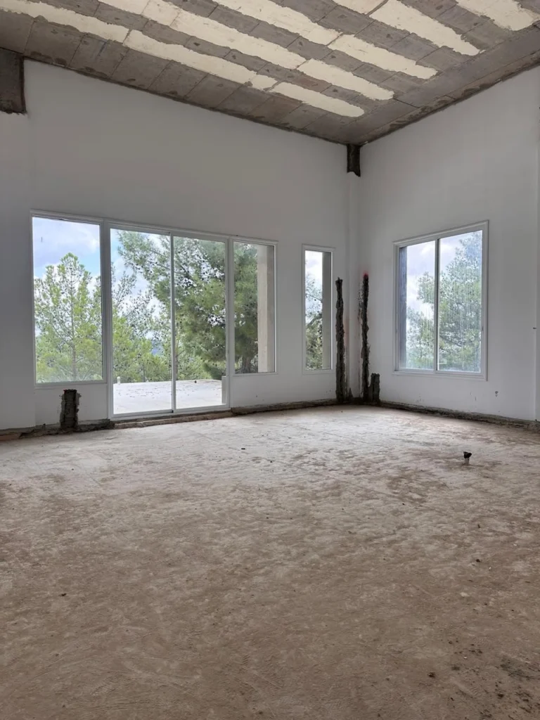 6+ Bedroom House for Sale in Limassol District